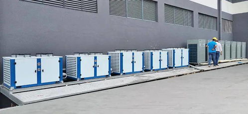 恭賀機(jī)器人餐飲 食品冷庫工程完美竣工